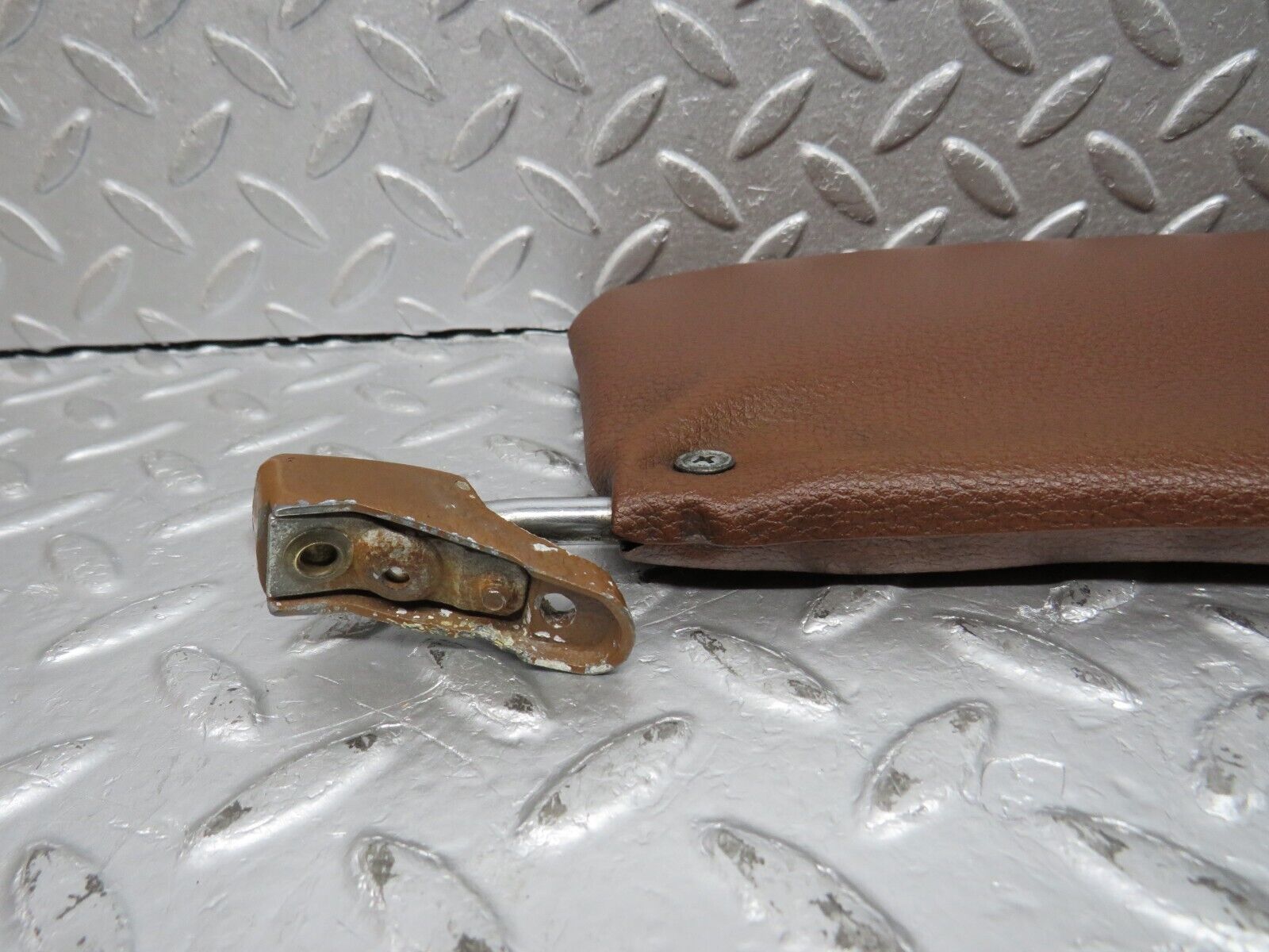 39899 Mercedes-Benz R107 350SL Sun Visor Right Side Brown