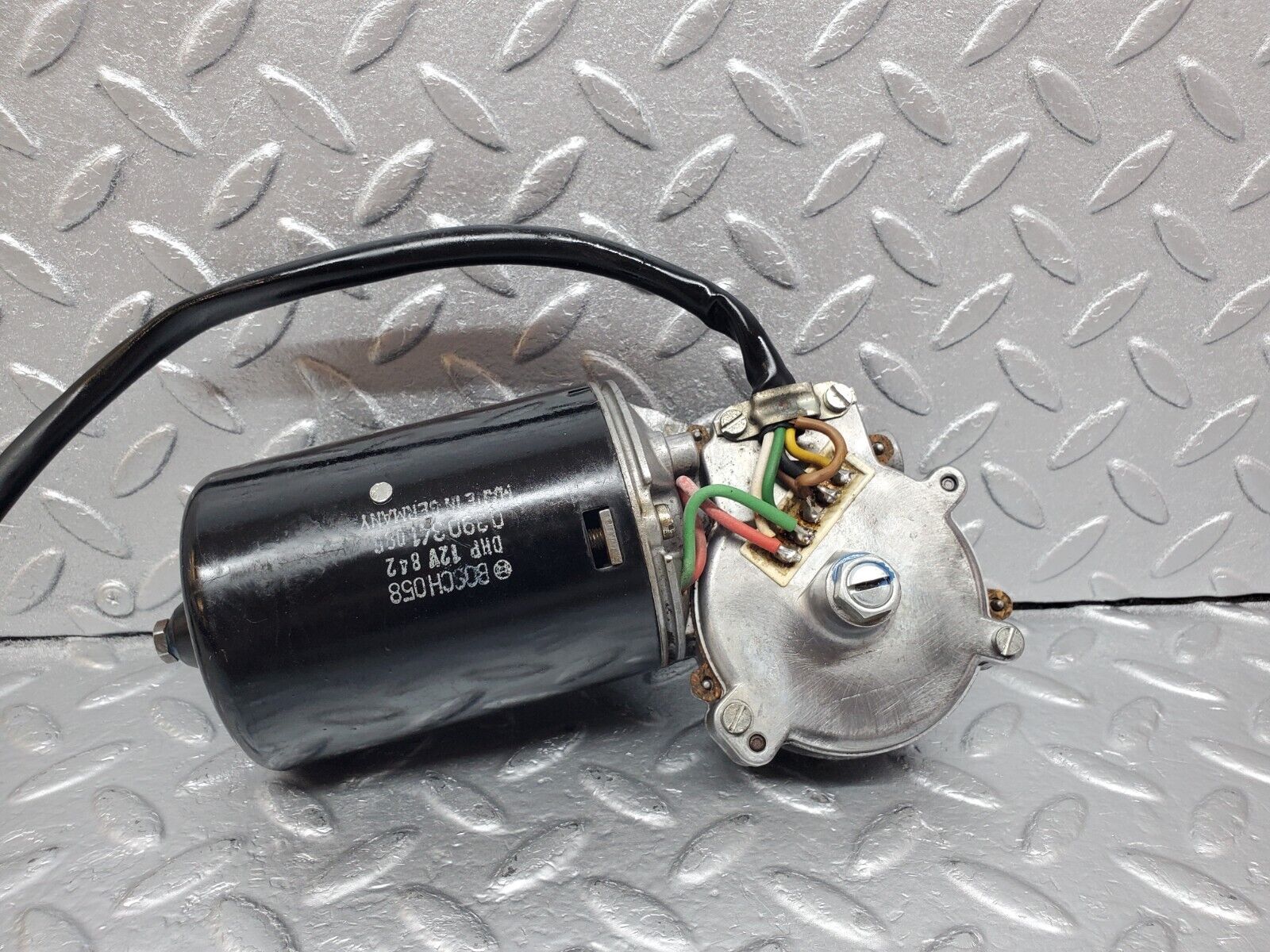 45793 Mercedes-Benz W126 420SE Wiper Motor Bosch 0390341086