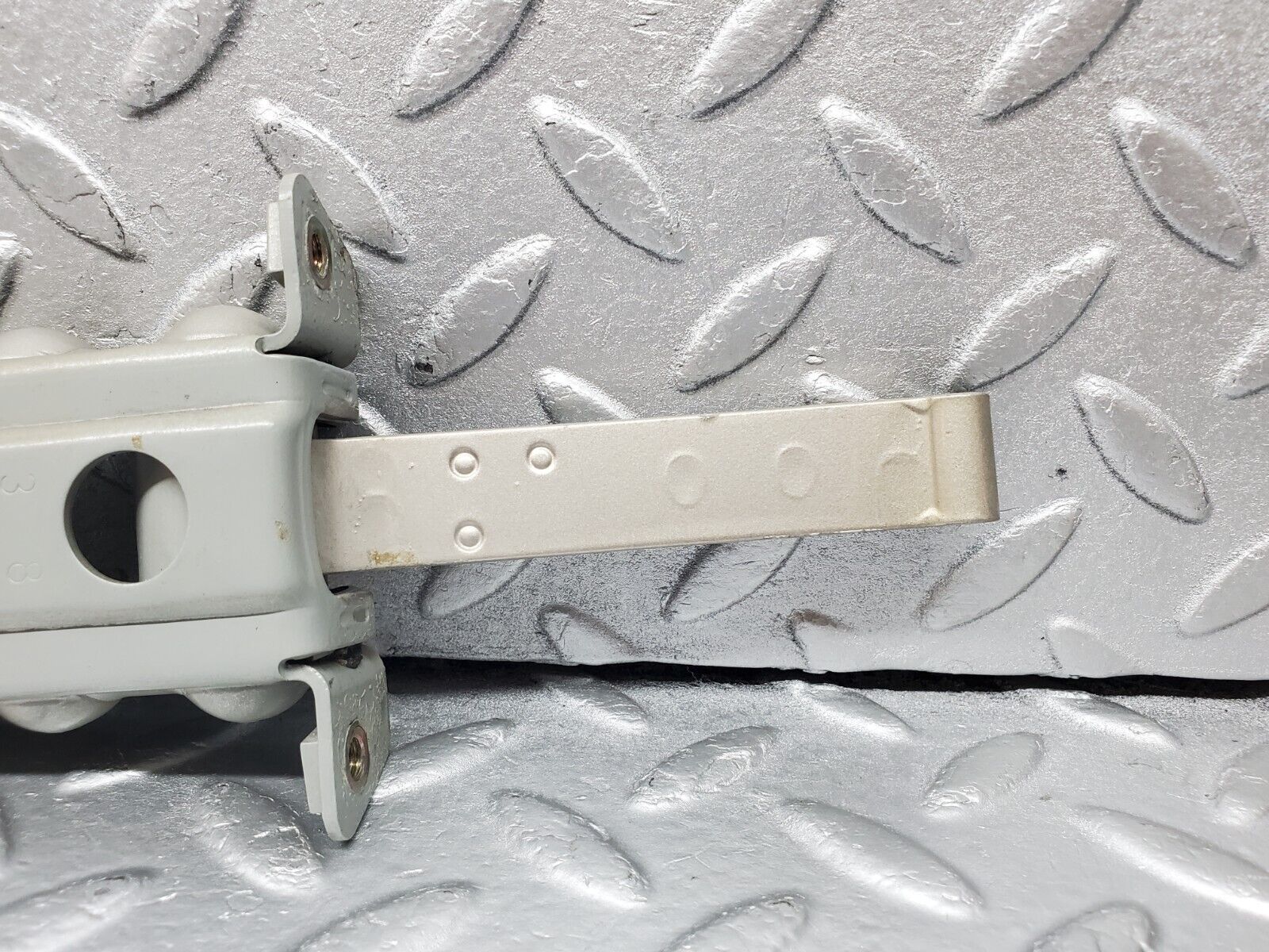 45550 Mercedes-Benz W126 420SE Door Safety Check Strap