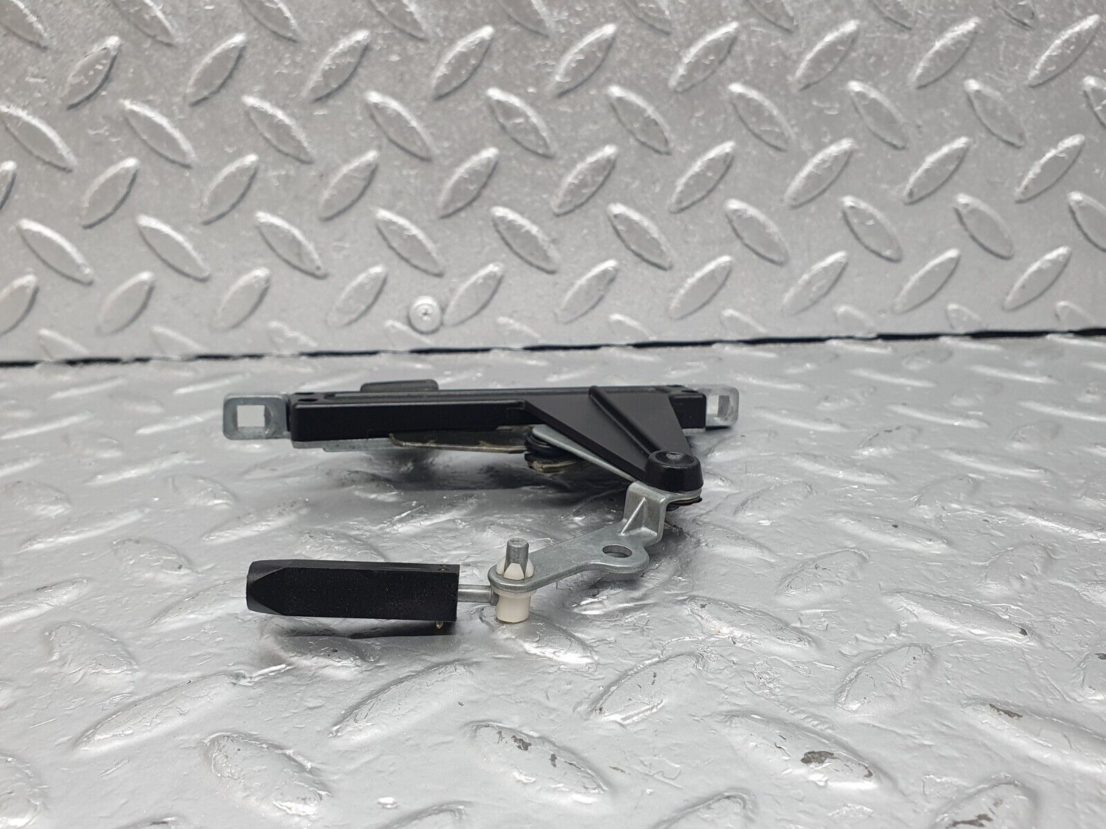 43960 Mercedes-Benz C123 230CE Coupe Heater Control Switch 1238300085