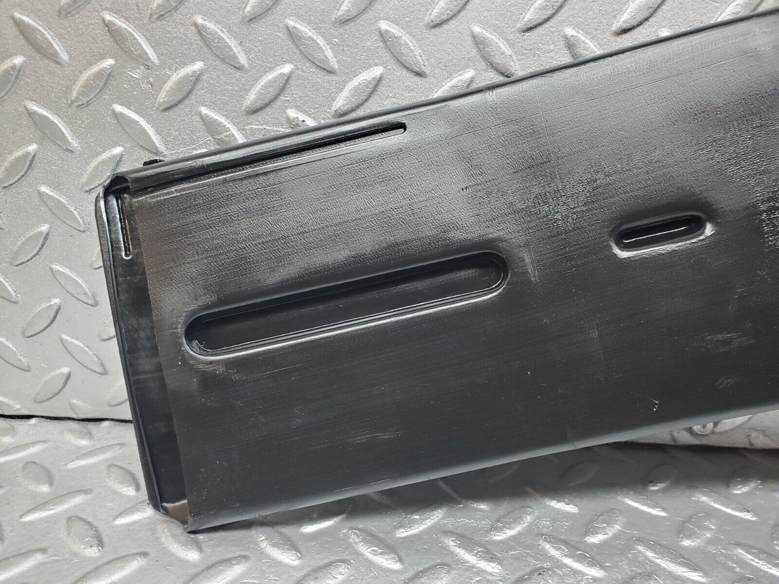 45625 Mercedes-Benz W126 420SE Air Duct Heater Ventilation Right 1268314846