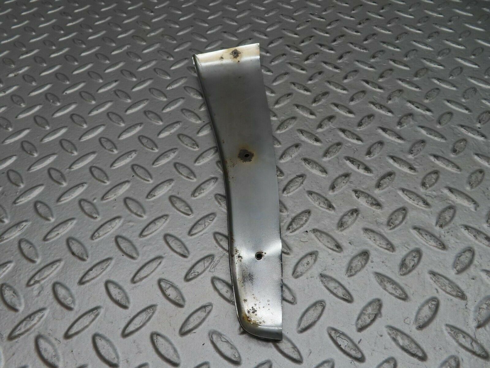 15616 Mercedes-Benz R107 450SL Left Door Chrome Cover