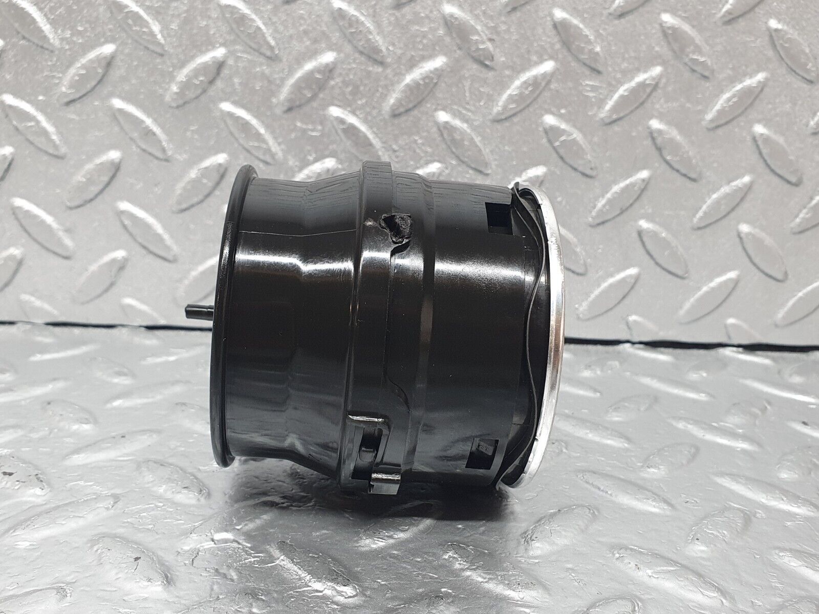 43985 Mercedes-Benz C123 230CE Coupe Dashboard Air Vent 1238300254