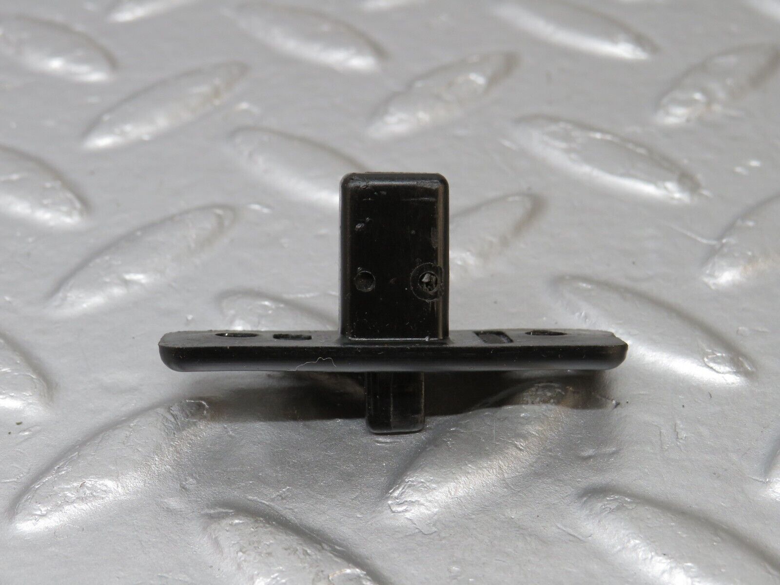 39837 Mercedes-Benz R107 350SL Glove Box Lock 1076890025