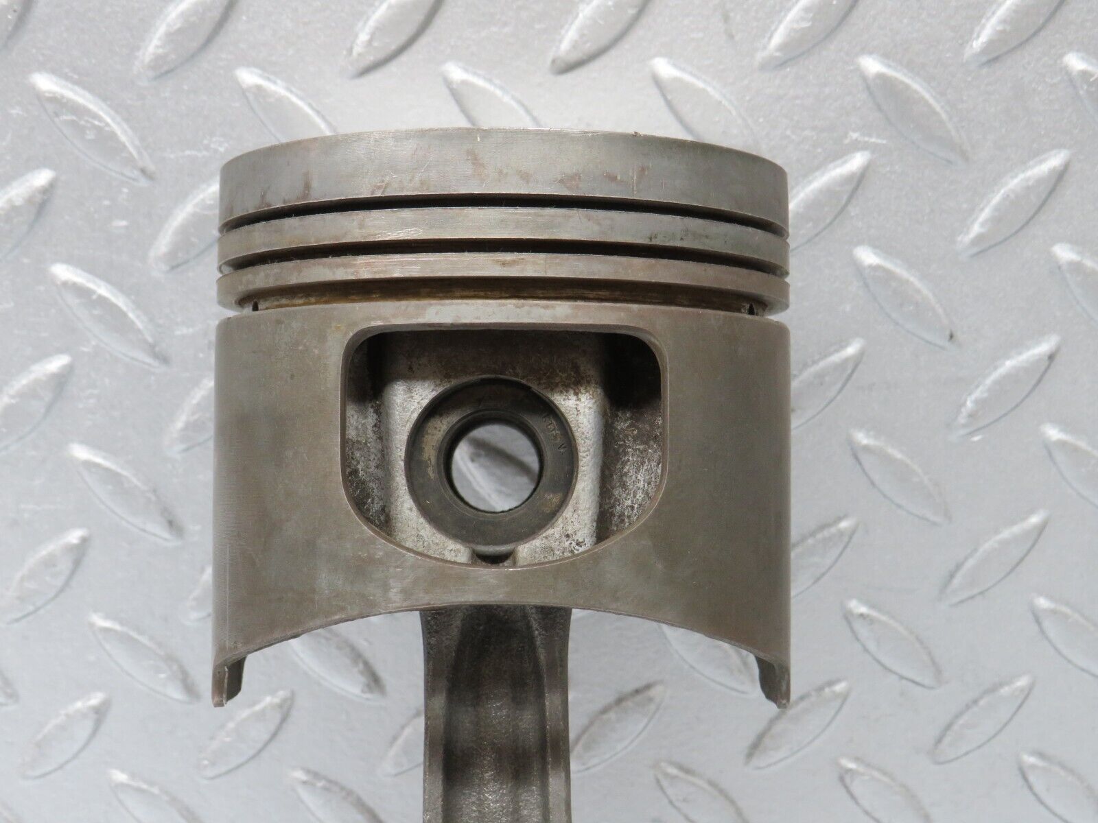 39307 Mercedes-Benz R107 500SL Piston With Connecting Rod 96,51mm