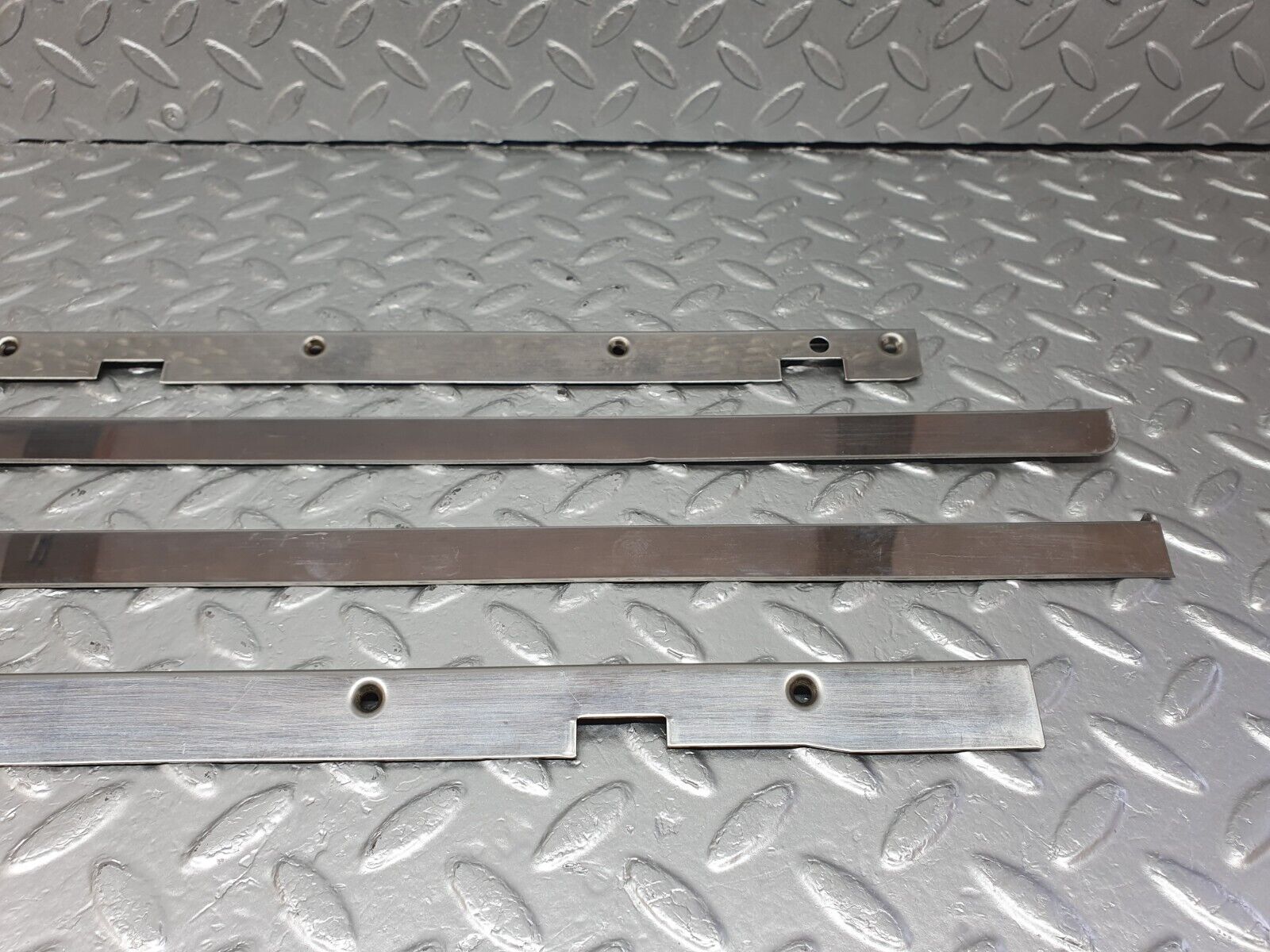 42913 Mercedes-Benz W201 190 2.0L Sunroof Chrome Trim Set