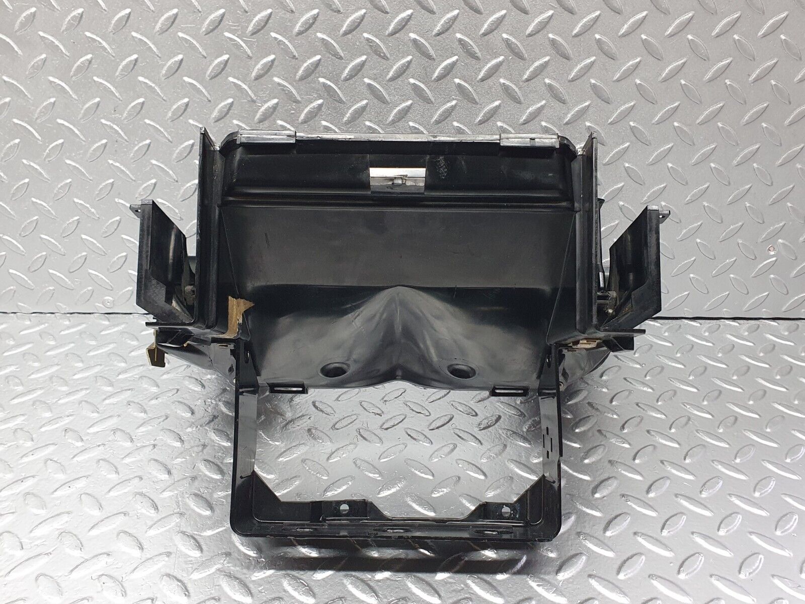 42140 Mercedes-Benz V123 240D LWB Heater Box Blower Housing