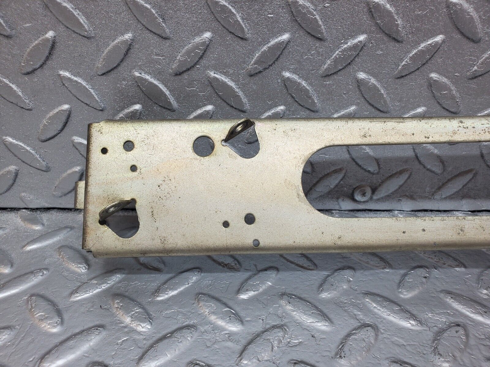 45764 Mercedes-Benz W126 420SE Coolant Expansion Tank Holder Bracket