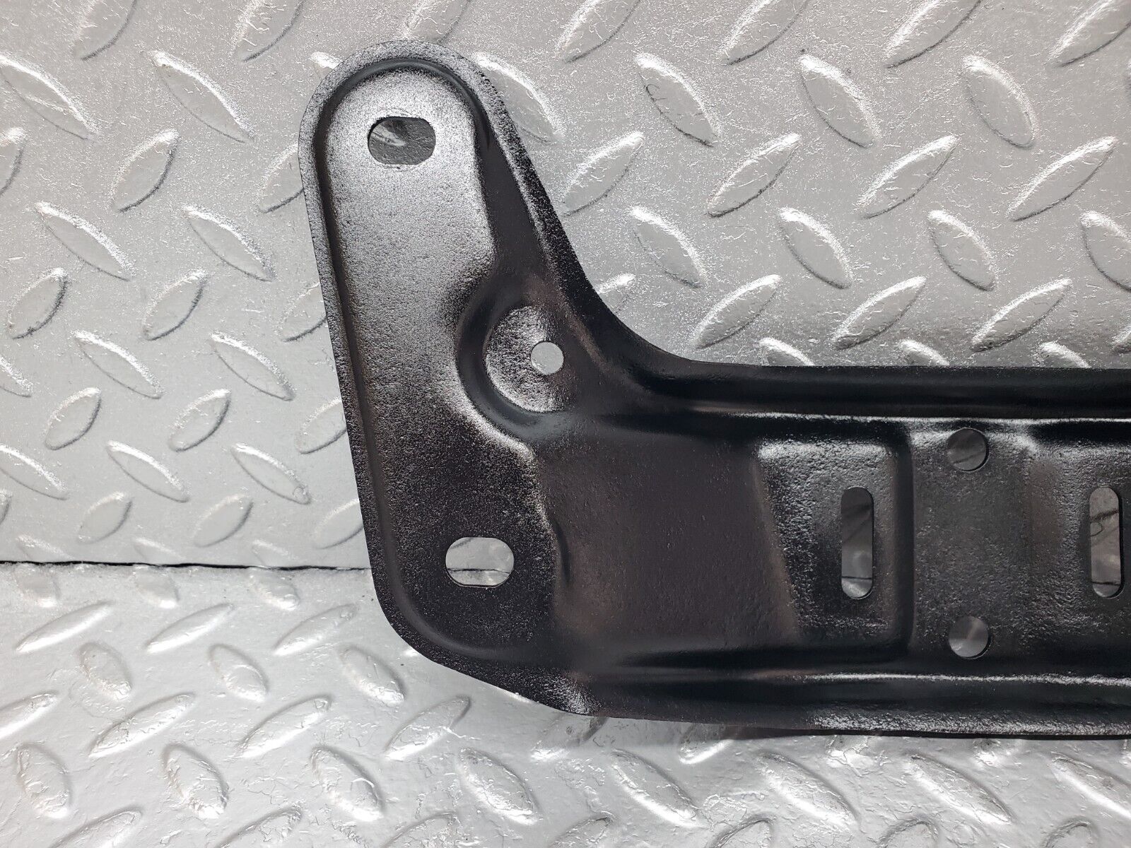 44473 Mercedes-Benz W123 280E Gearbox Mount Bracket