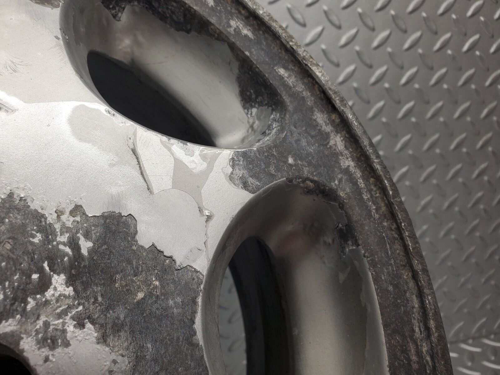 46105 Mercedes-Benz Alloy Wheel 7Jx15H2 ET35 KBA42354