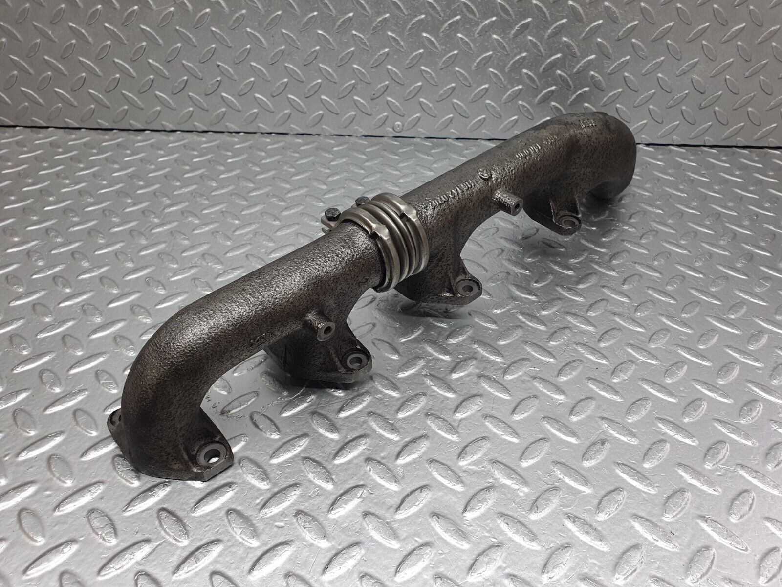 43604 Mercedes-Benz C126 380SEC Coupe Exhaust Manifold Right Side 1161420702