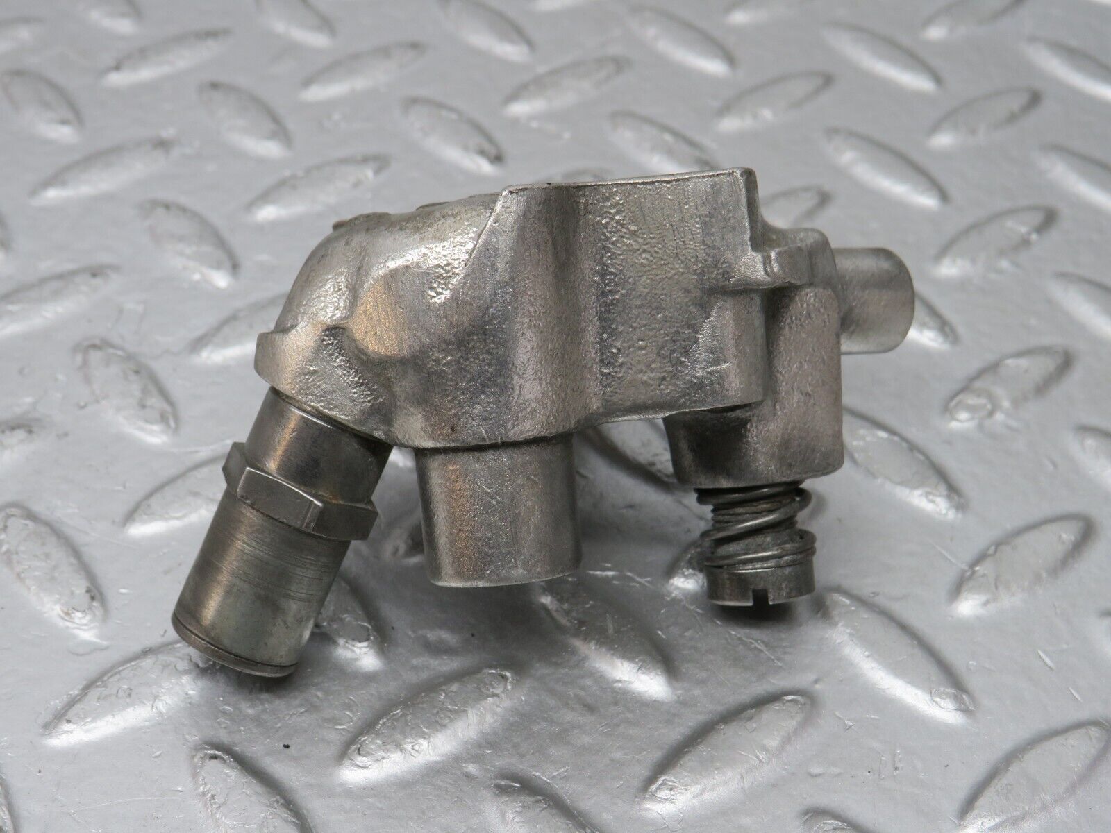 32860 Mercedes-Benz C107 R107 350 V8 Auxiliary Air Valve 1160940012