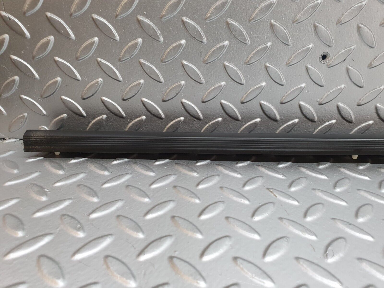 41710 Mercedes-Benz W124 200E Door Lower Sealing Rubber Trim Right