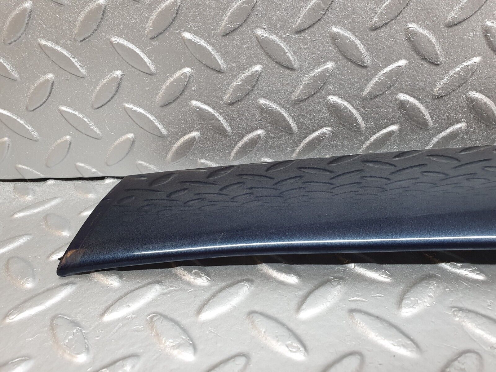42207 Mercedes-Benz R129 320SL Coupe A Pillar Exterior Trim Cover Right 1296982430