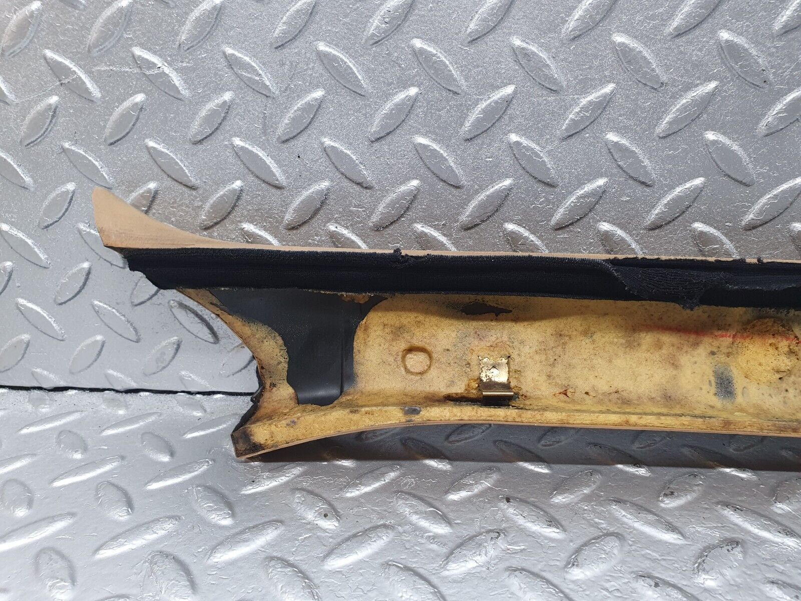 43498 Mercedes-Benz C126 380SEC Coupe A Pillar Cover Left Side