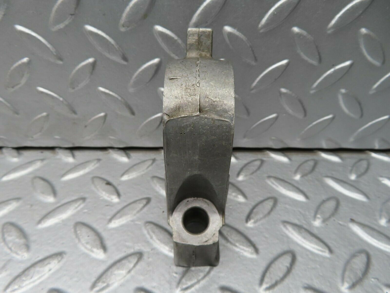 15640 Mercedes-Benz R107 450SL Camshaft Tower Bearing 1160513310