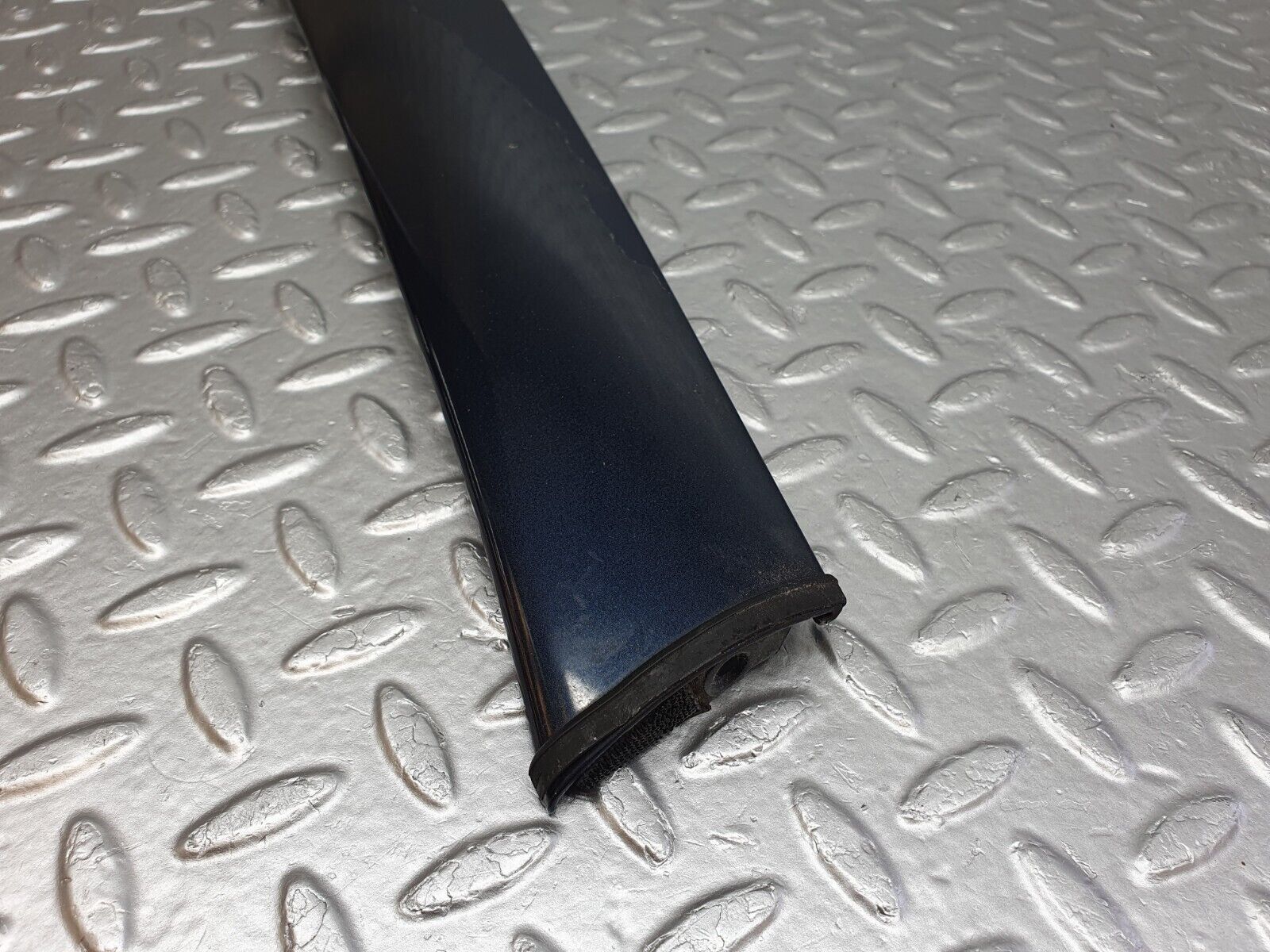 42208 Mercedes-Benz R129 320SL Coupe A Pillar Exterior Trim Cover Left 1296982330