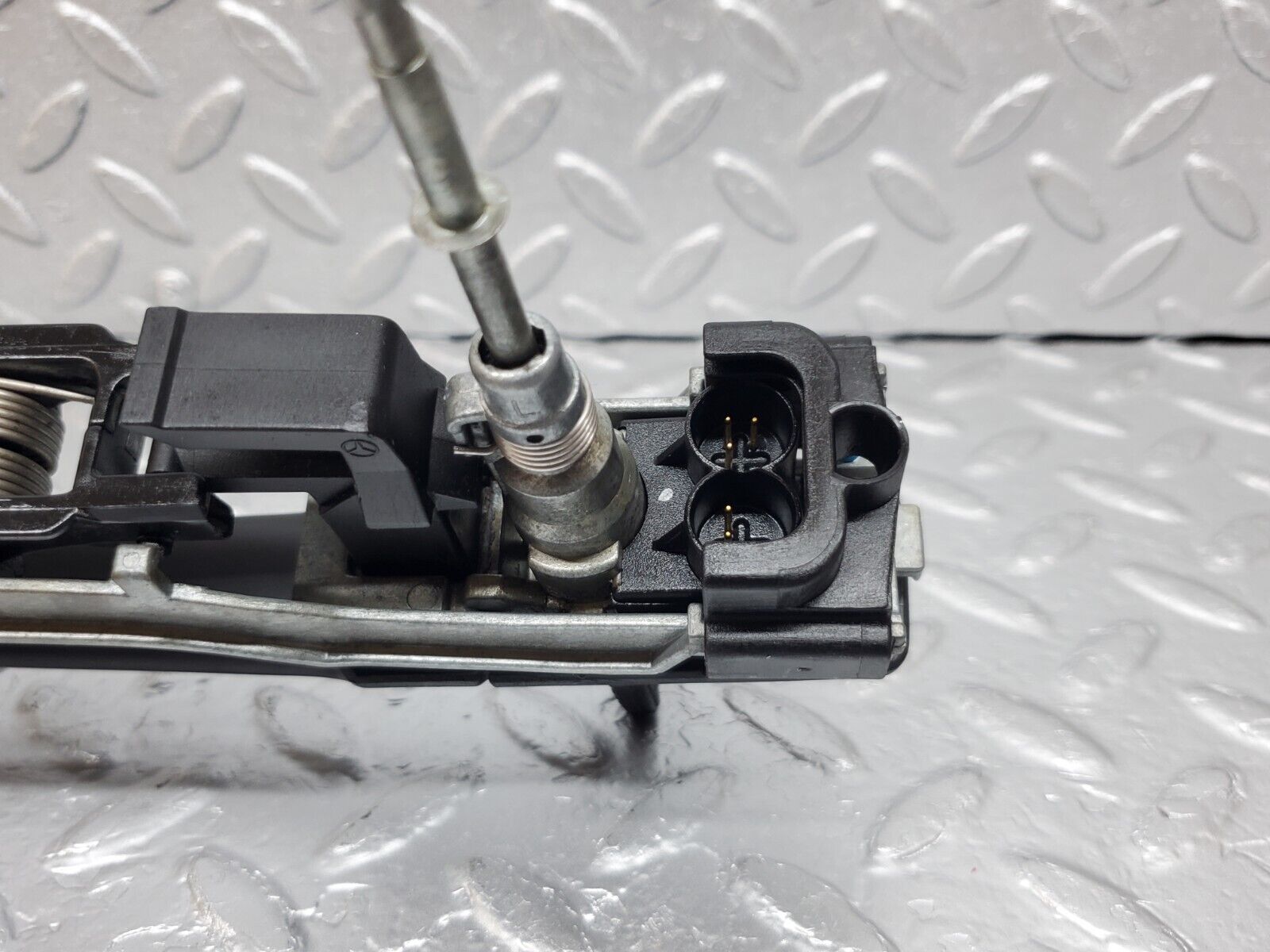 44991 Mercedes-Benz R129 300SL Coupe Left Door Exterior Handle With Key