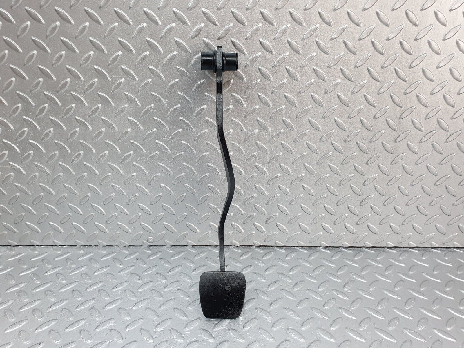 43141 Mercedes-Benz W108 280SE Brake Pedal