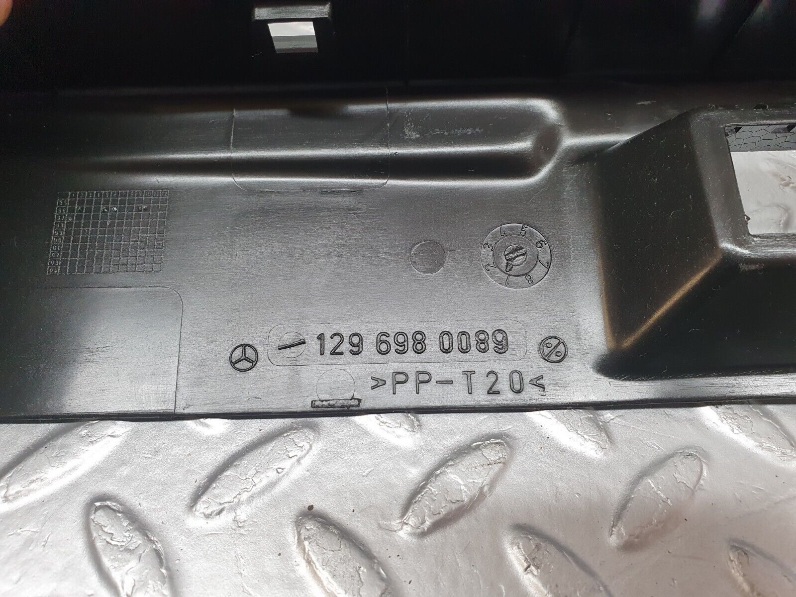 42428 Mercedes-Benz R129 320SL Coupe Trunk Boot Lock Cover Trim 1296981330 1296980089