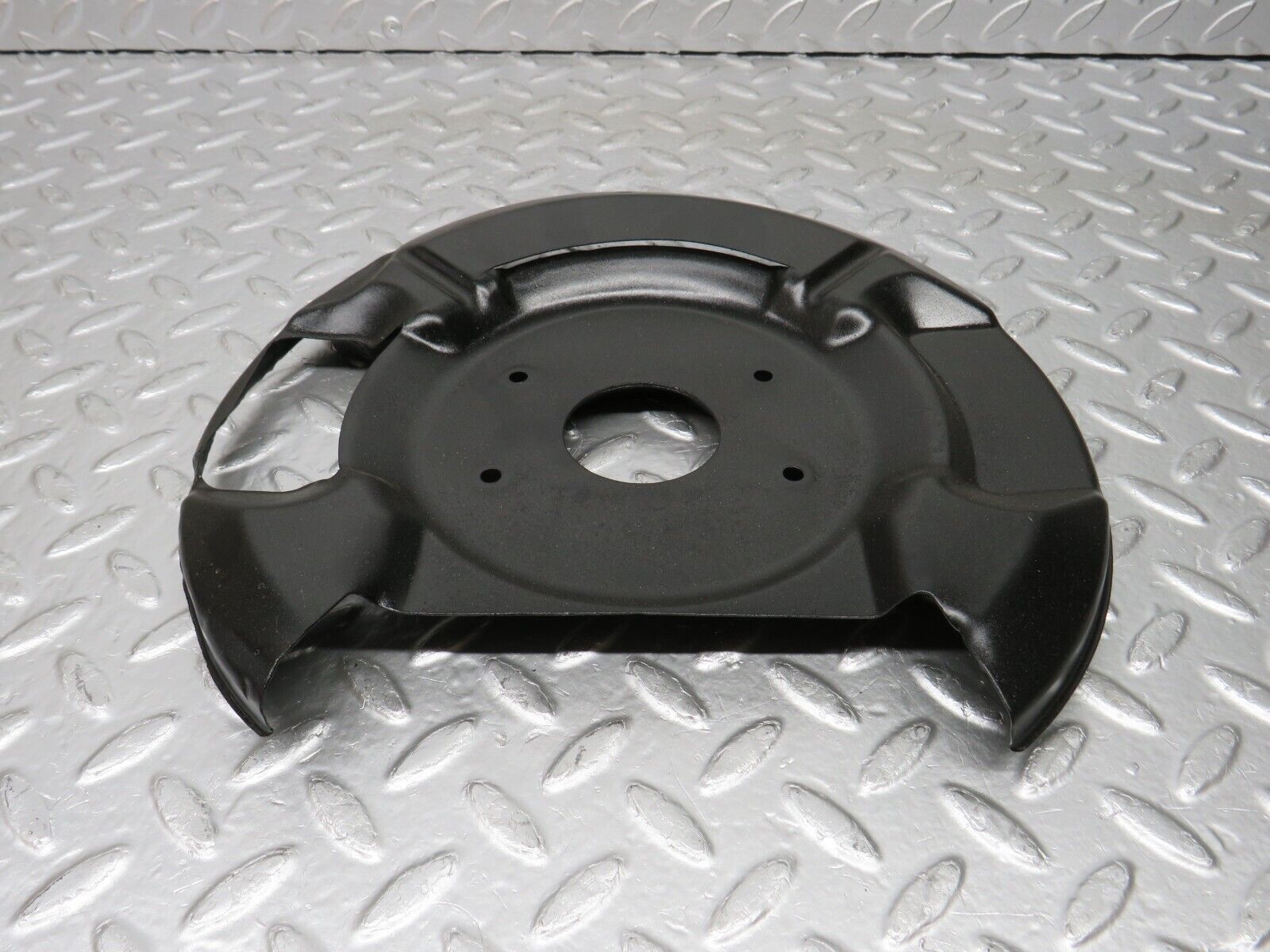 33015 Mercedes-Benz C107 R107 350 V8 Front Left Brake Disc Protection Plate