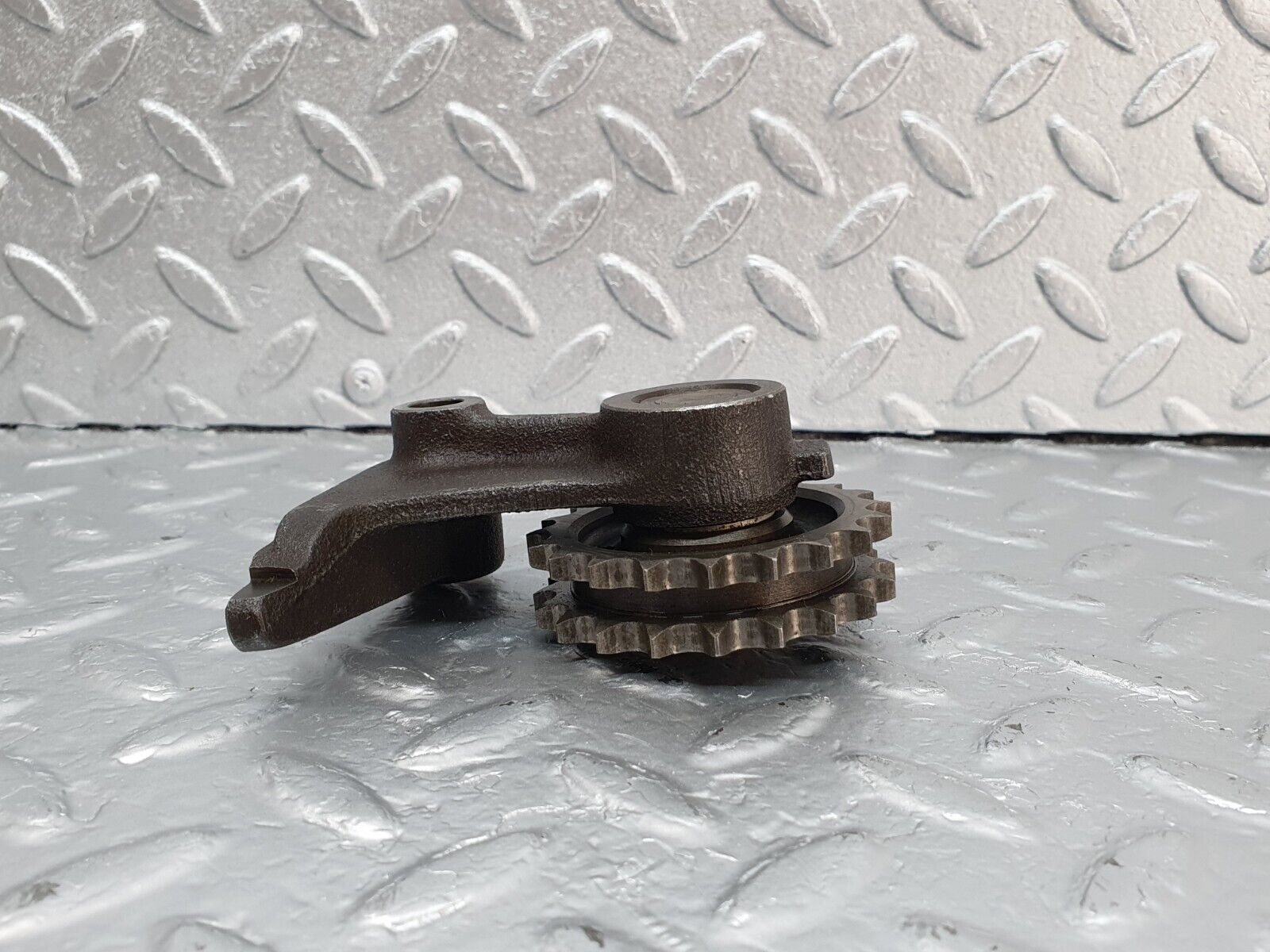 43266 Mercedes-Benz W108 280SE Timing Chain Tensioner Gear 1210520306