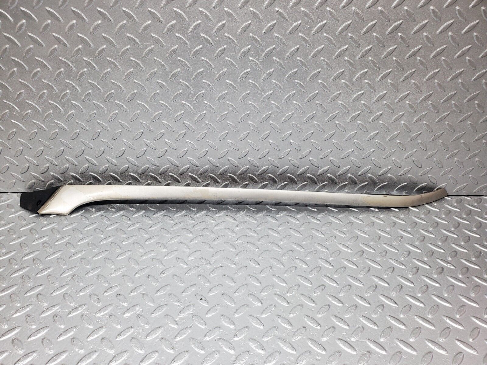 45806 Mercedes-Benz W126 420SE A Pillar Exterior Trim Right Side 1266981698