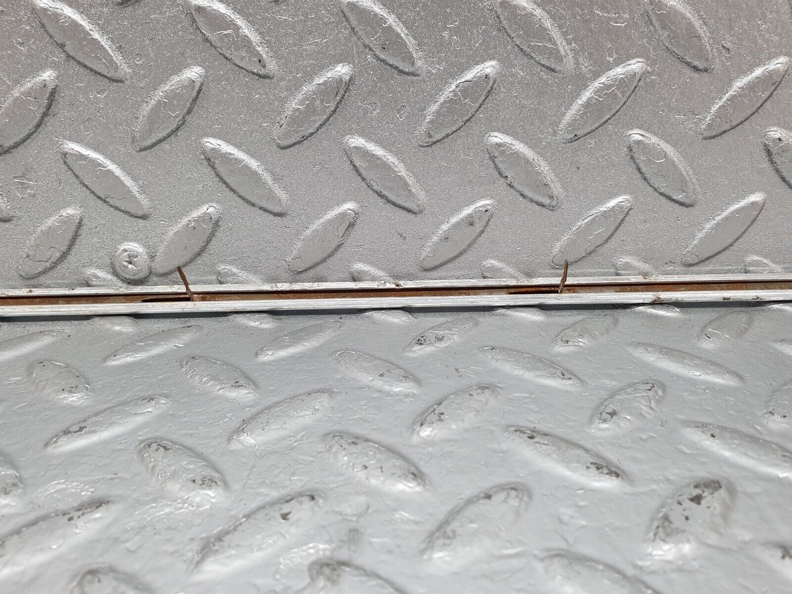 43471 Mercedes-Benz W108 280SE Left Door Card Chrome Trim