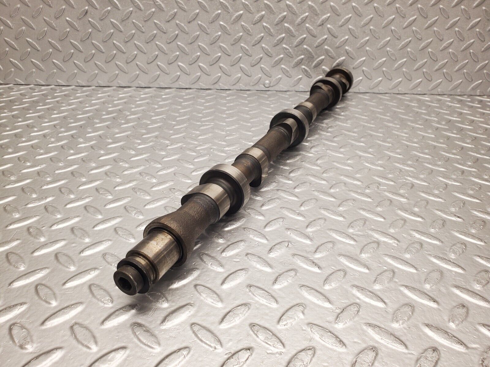 46614 Mercedes-Benz C123 280CE Coupe Camshaft Intake Side 1100517401