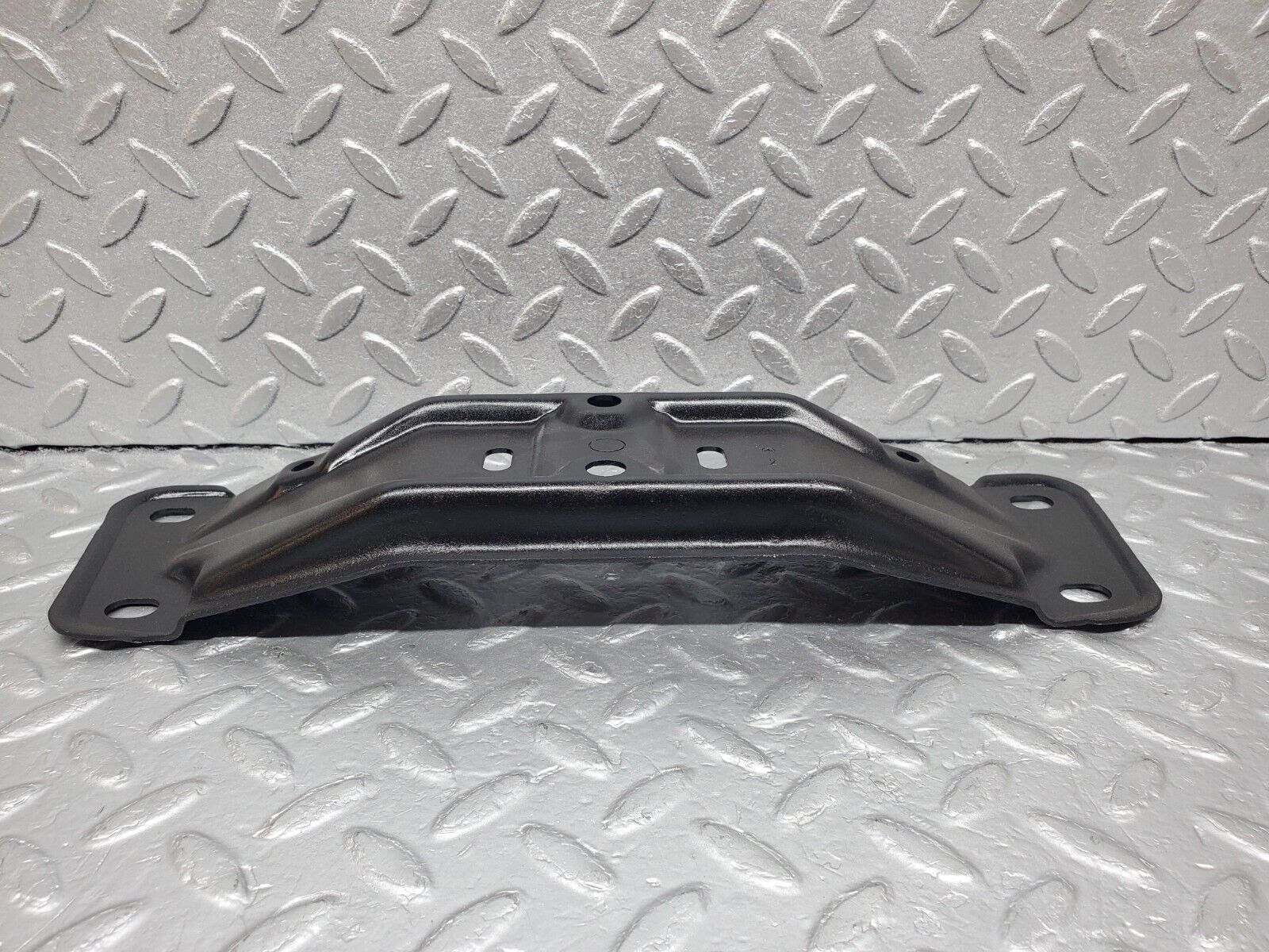 45911 Mercedes-Benz W126 420SE Gearbox Mount Bracket