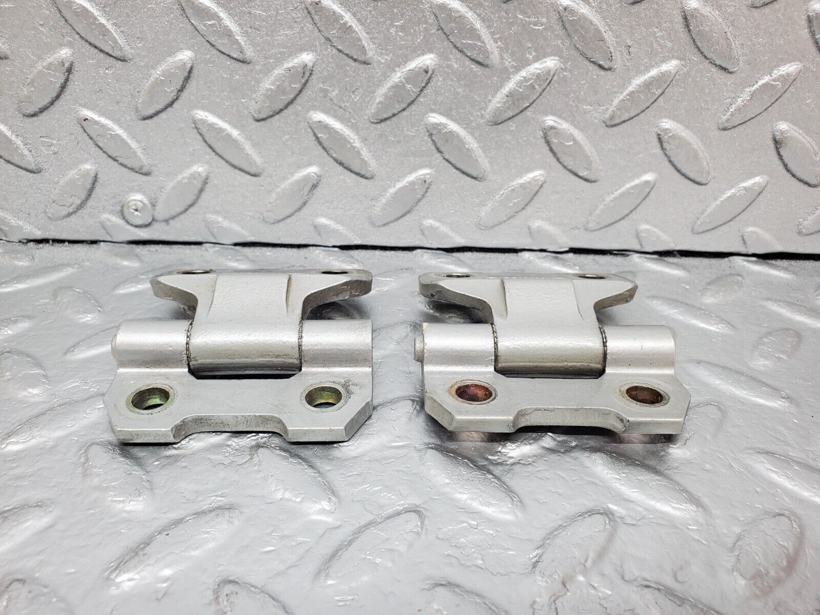 44953 Mercedes-Benz R129 300SL Coupe Door Hinge Right Side