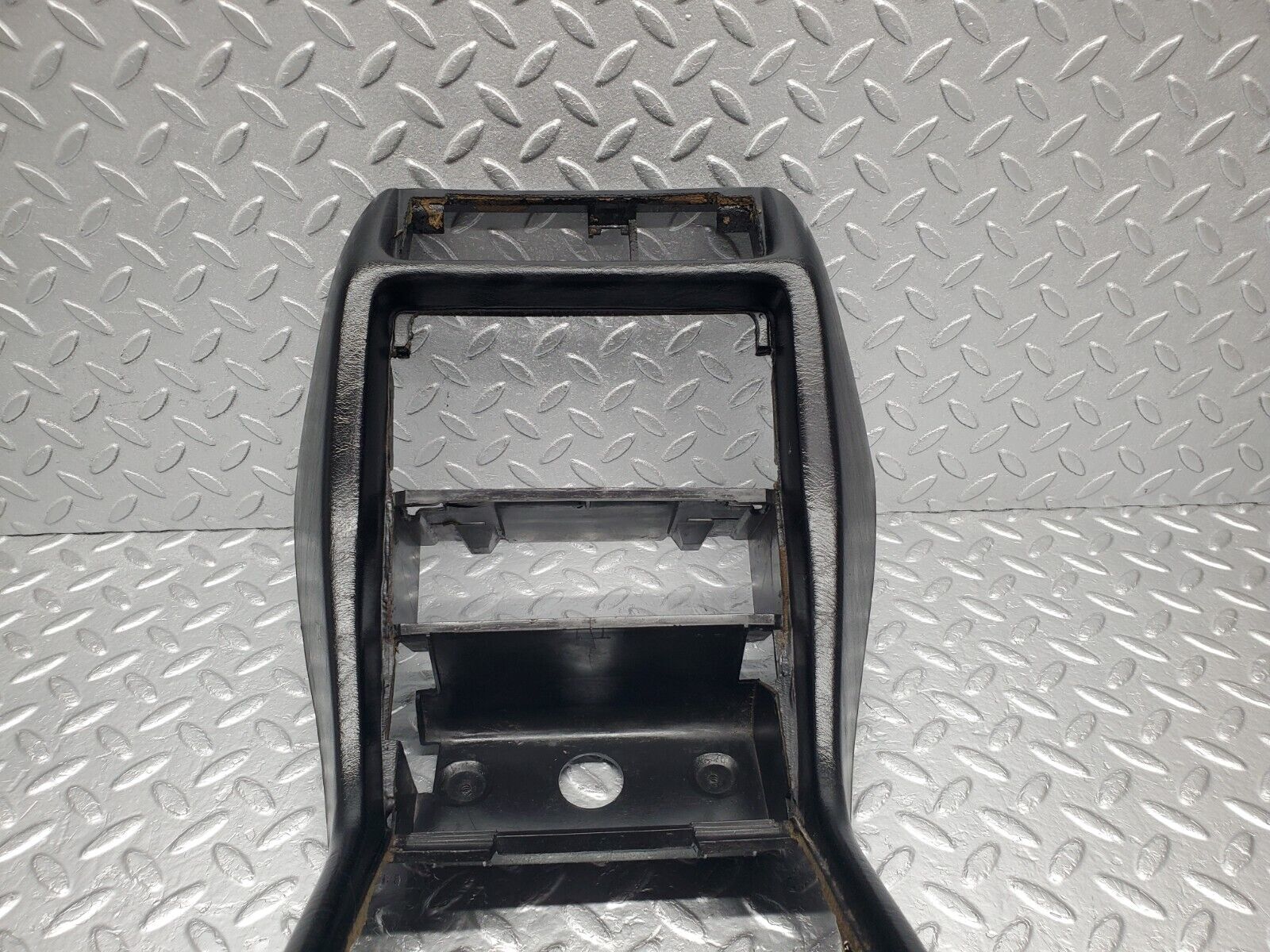 46496 Mercedes-Benz C123 280CE Coupe Centre Console Black