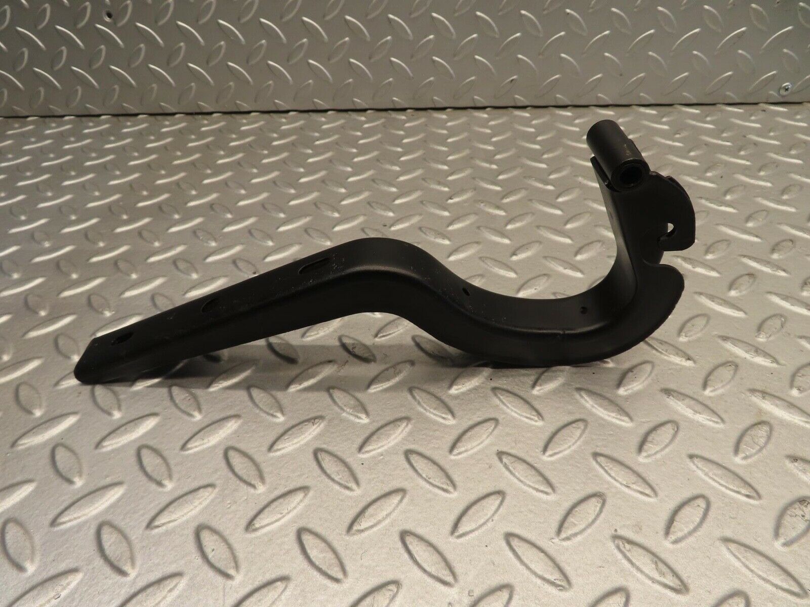 11765 Mercedes-Benz R107 450SL Trunk Lid Hinge Left Side