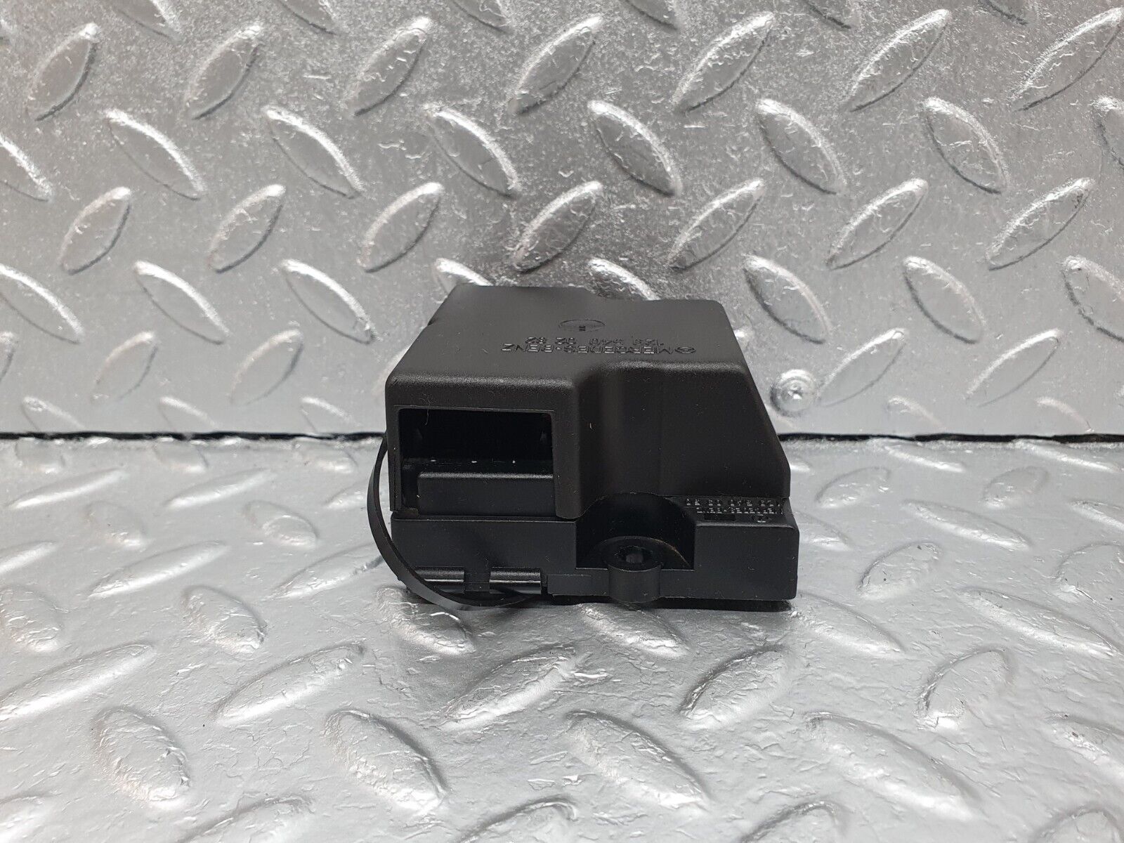 42167 Mercedes-Benz R129 320SL Coupe Fuse Box 1295400282 1295450700 1295400350