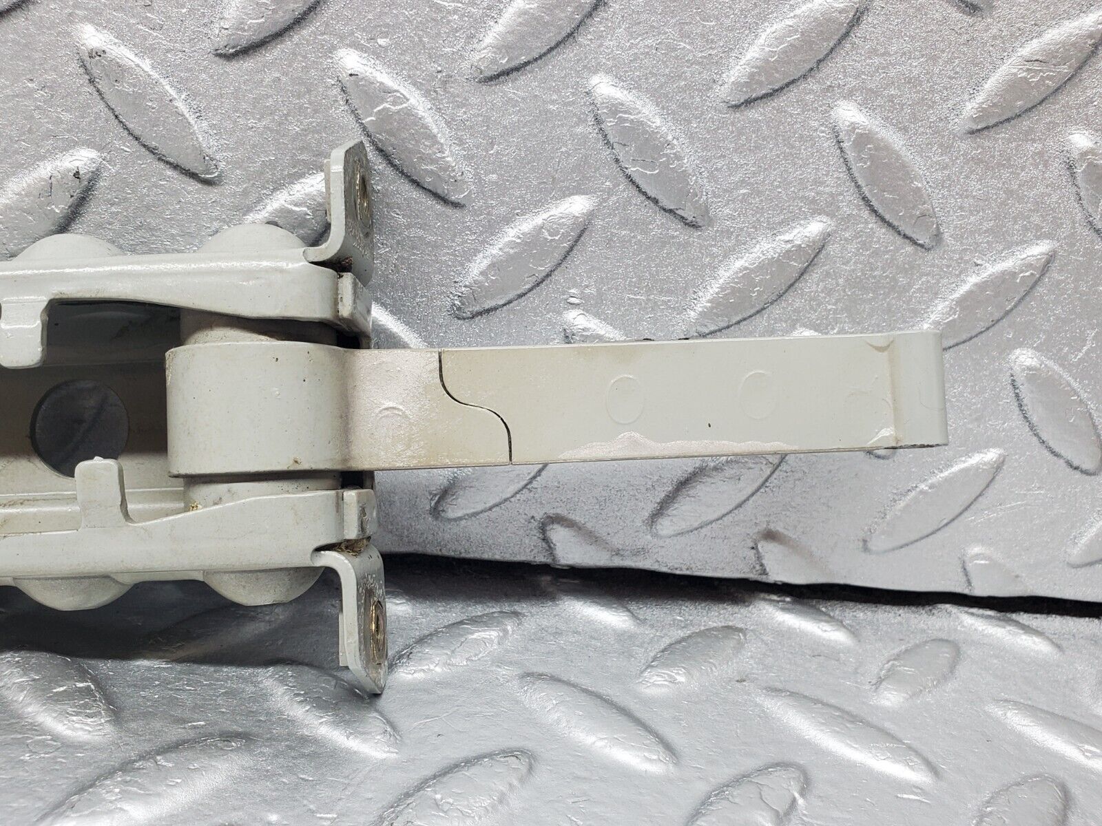 45549 Mercedes-Benz W126 420SE Door Safety Check Strap