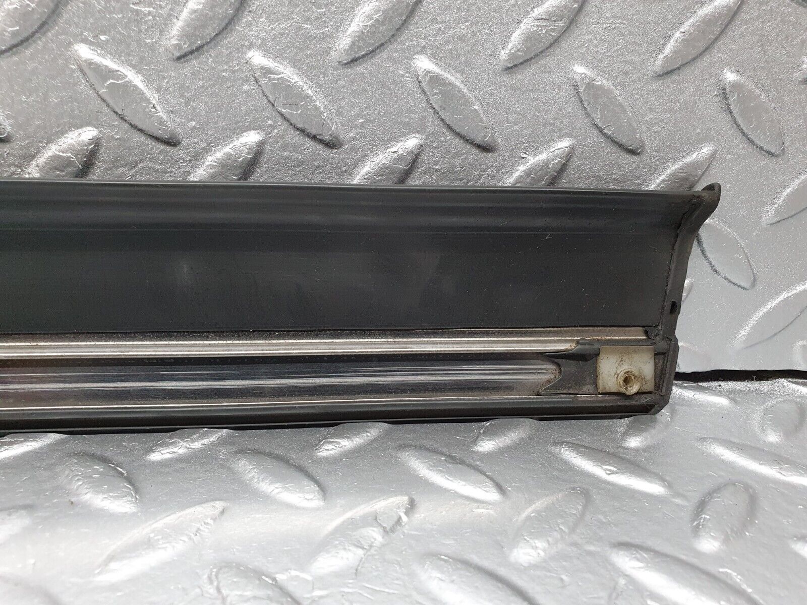 41685 Mercedes-Benz W124 200E Front Left Door Lower Moulding Trim