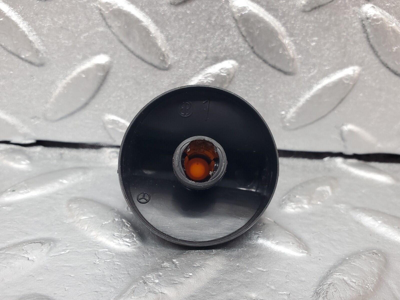 44526 Mercedes-Benz W123 280E Headlight Switch Knob 1075450530