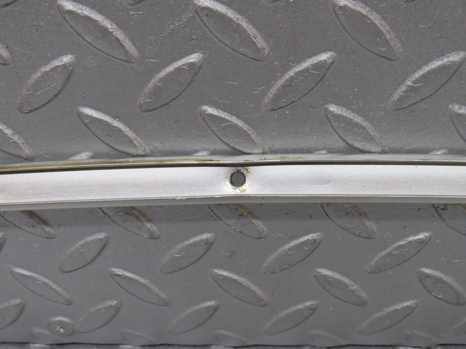 35623 Mercedes-Benz R107 280SL Hardtop Interior Roof Chrome