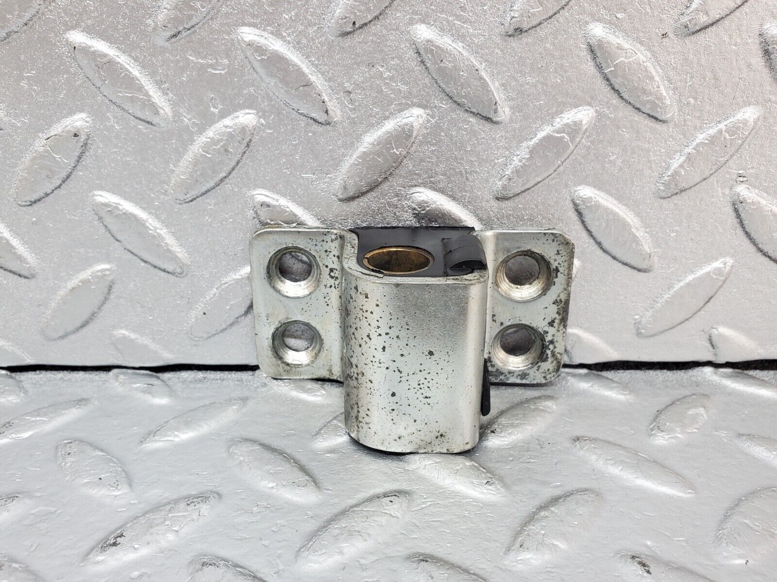 44342 Mercedes-Benz W123 280E Left Door Lock Latch