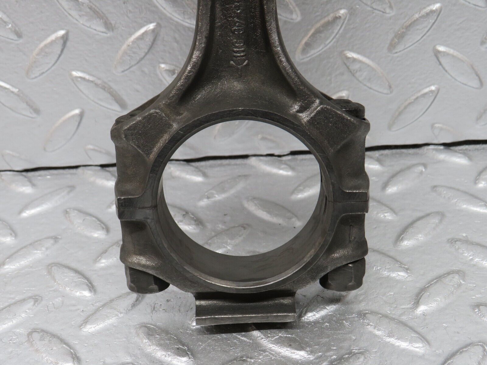 33037 Mercedes-Benz C107 R107 350 V8 Piston With Connecting Rod 92mm 11607