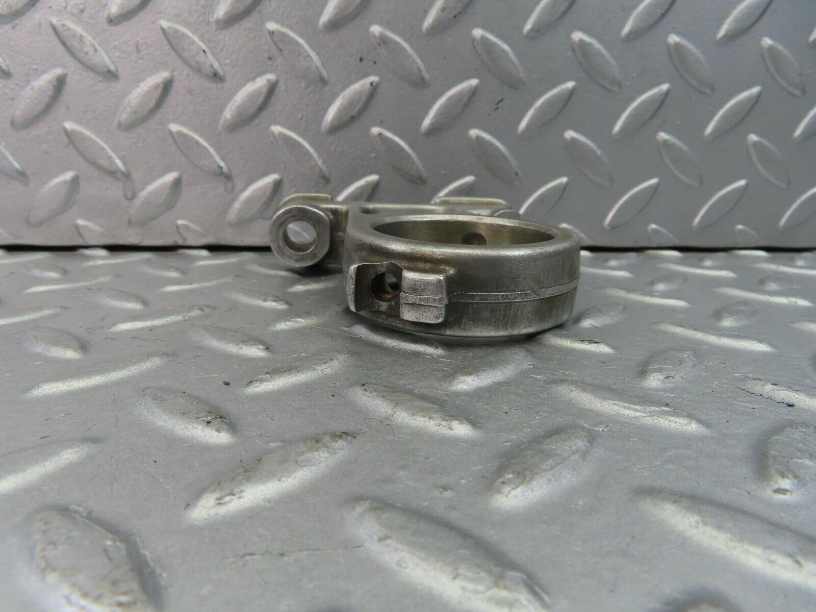 8977 Mercedes-Benz R107 Camshaft Tower Bearing 1160512112