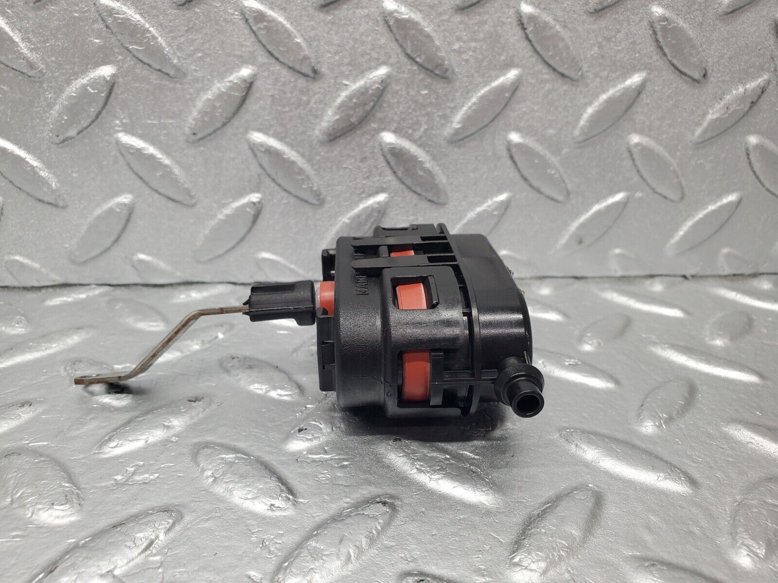 46999 Mercedes-Benz R129 320SL Coupe Heater Box Vacuum Actuator