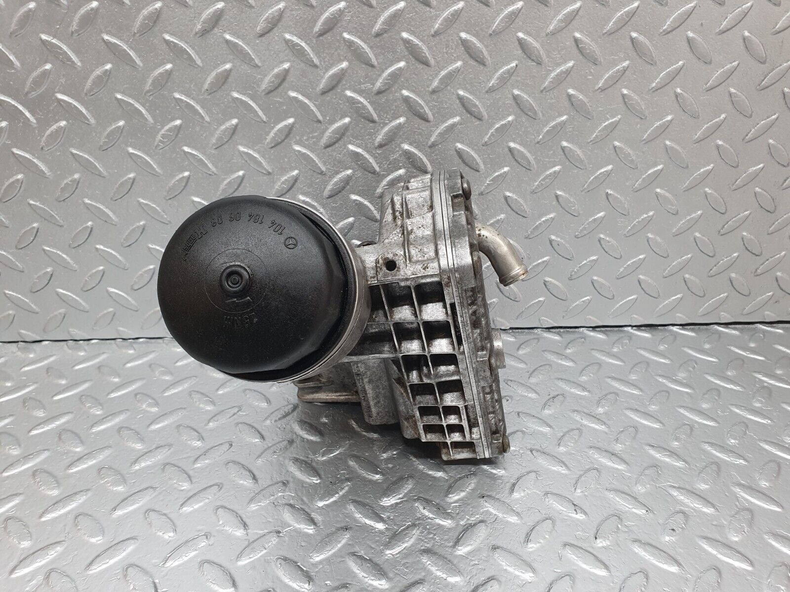 42564 Mercedes-Benz R129 320SL Coupe Oil Filter Housing 1041845302 1041840608 1041840095