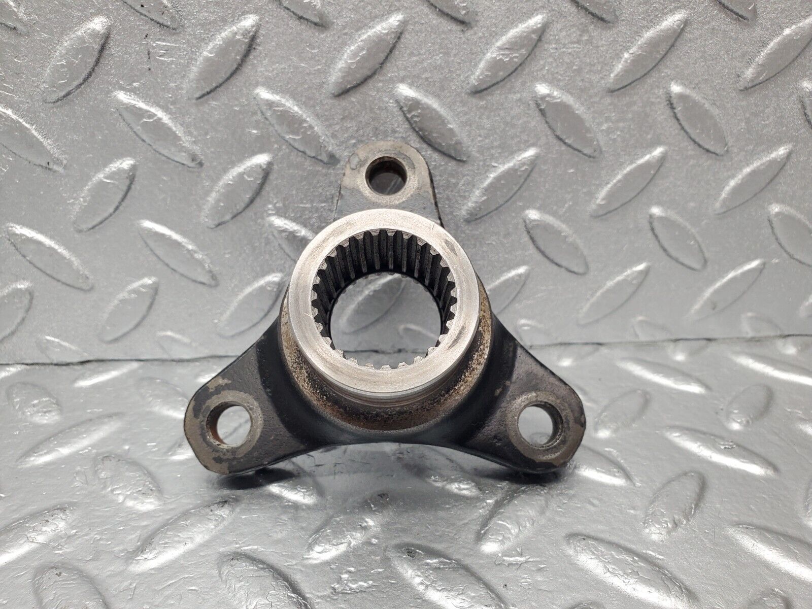 46694 Mercedes-Benz C123 280CE Coupe Automatic Gearbox Rear Flange 722.309