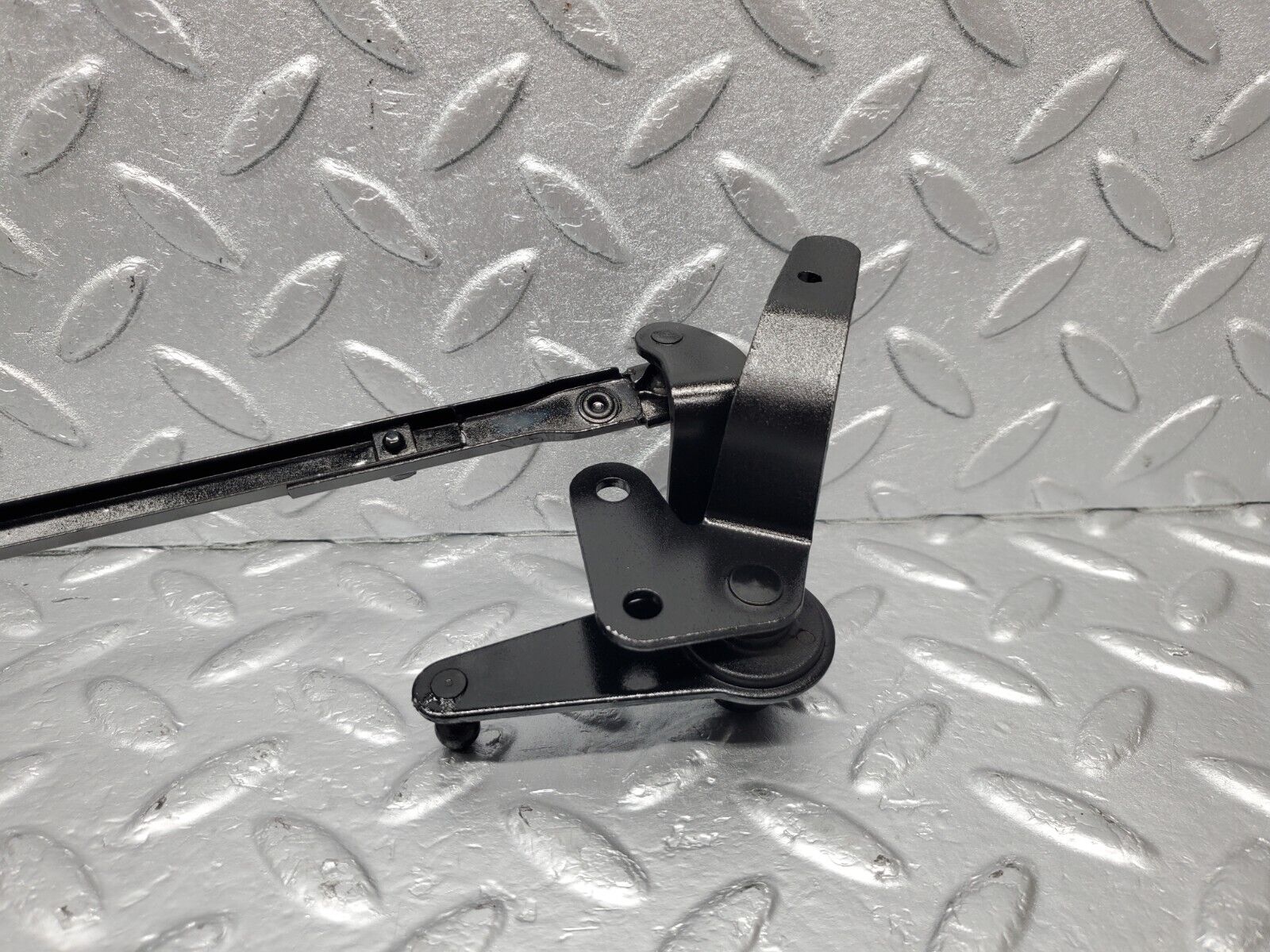 46724 Mercedes-Benz C123 280CE Coupe Throttle Linkage