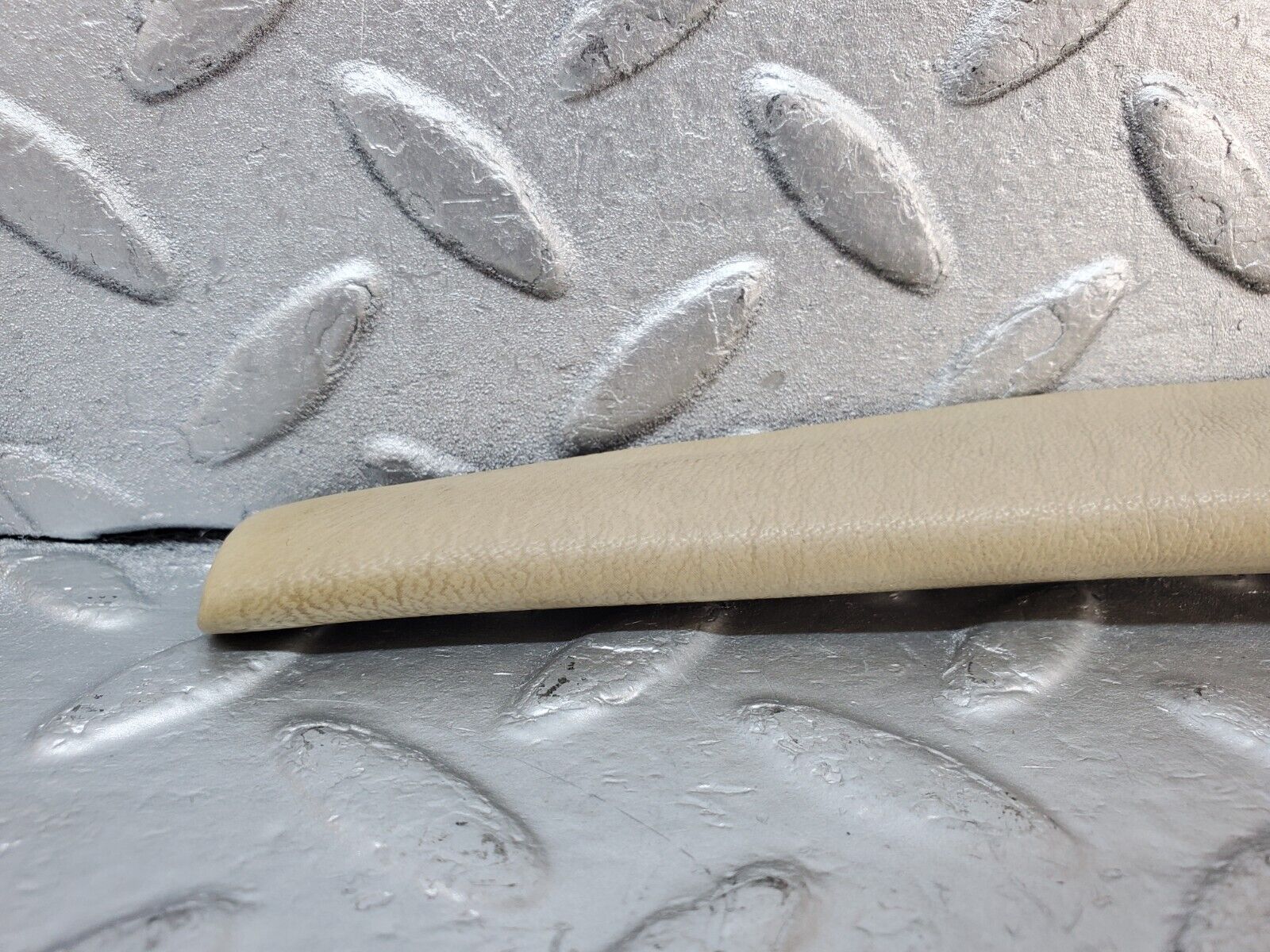 45604 Mercedes-Benz W126 420SE Front Left Door Interior Trim Beige