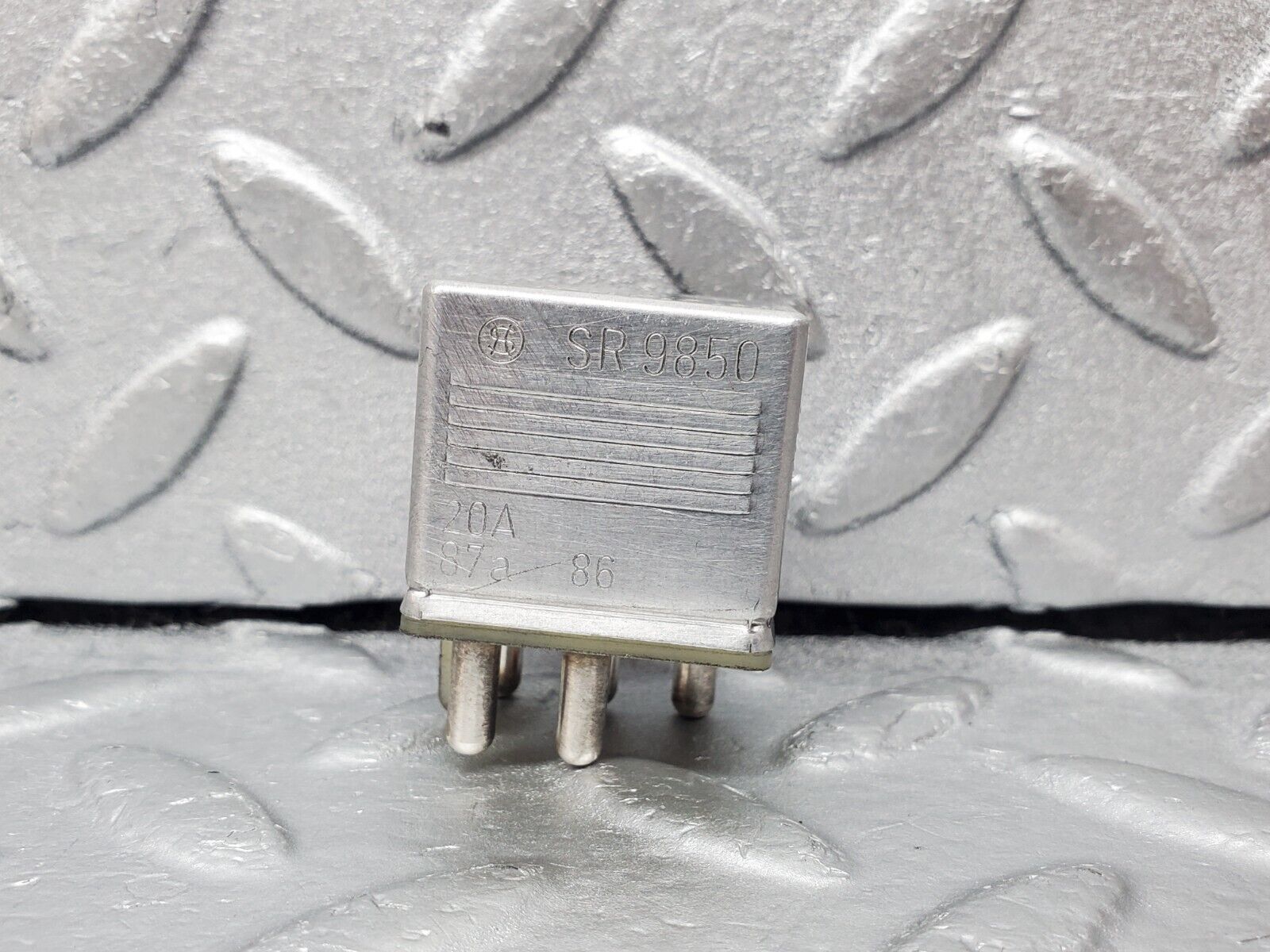 45535 Mercedes-Benz W126 420SE Multi Purpose Relay 0015420219