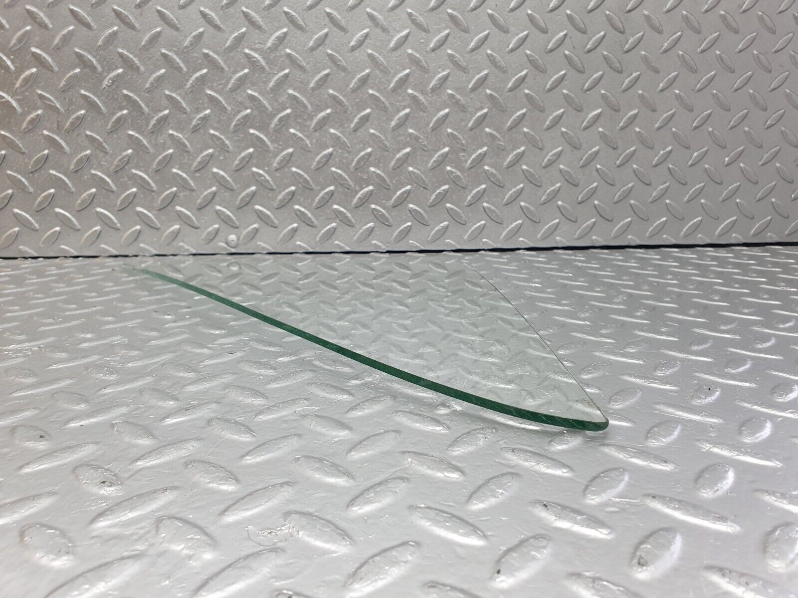 43224 Mercedes-Benz W108 280SE Rear Left Quarter Window Glass