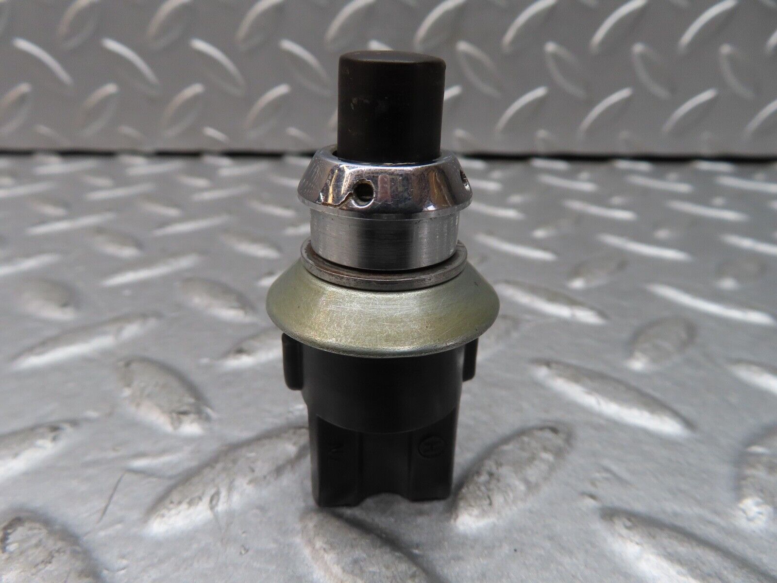 18979 Mercedes-Benz W121 190b Ponton Starter Button Switch