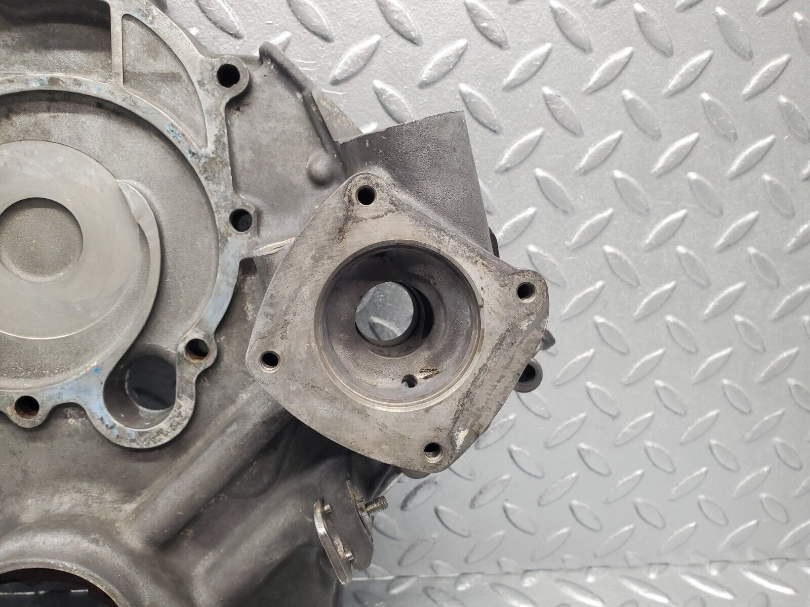 46257 Mercedes-Benz W126 420SE Timing Chain Cover 1160152501